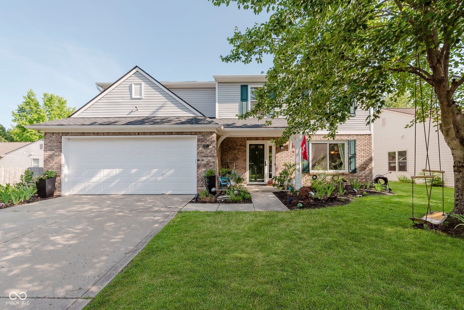 Front exterior at 19425 Amber Way, Noblesville, IN