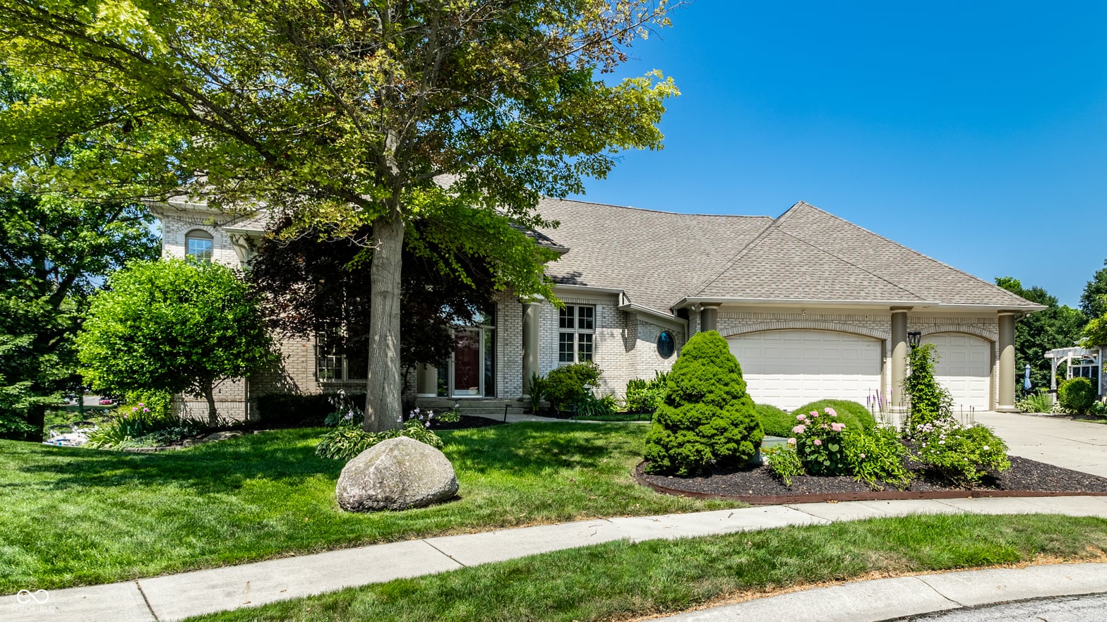 Photo of 295 Watershed Court, Noblesville, IN