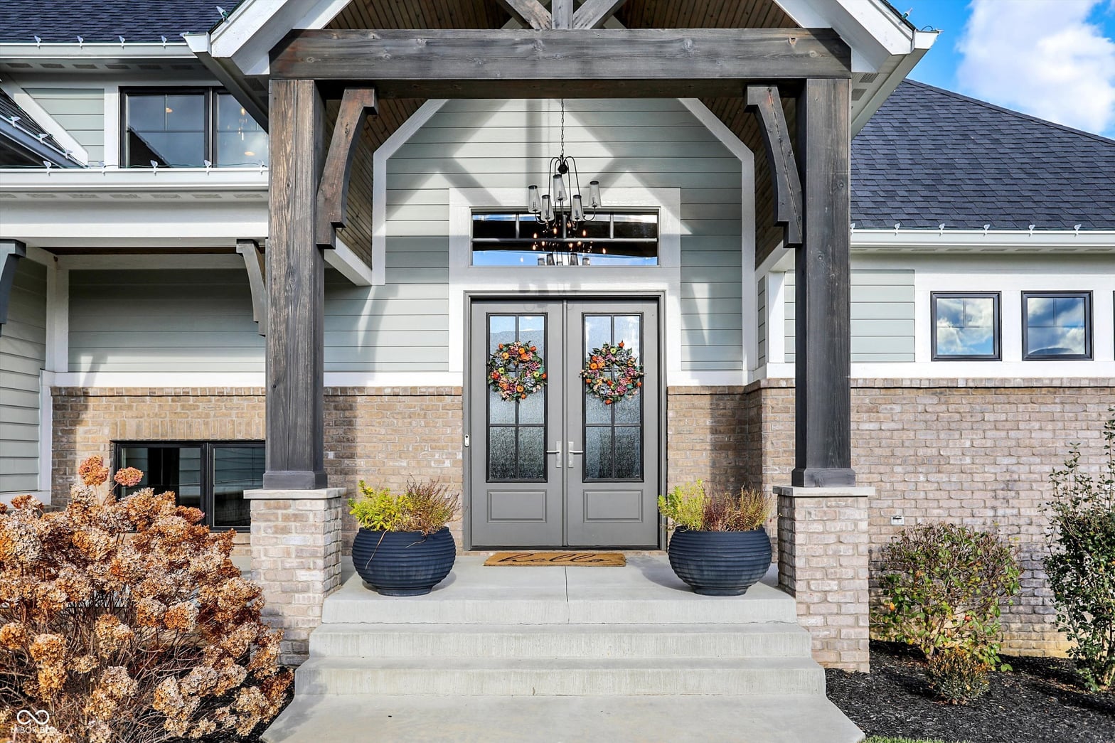 Photo of 500 Old Ashbury Road, Westfield, IN