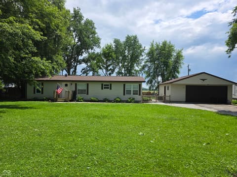 105 Cottonwood Drive