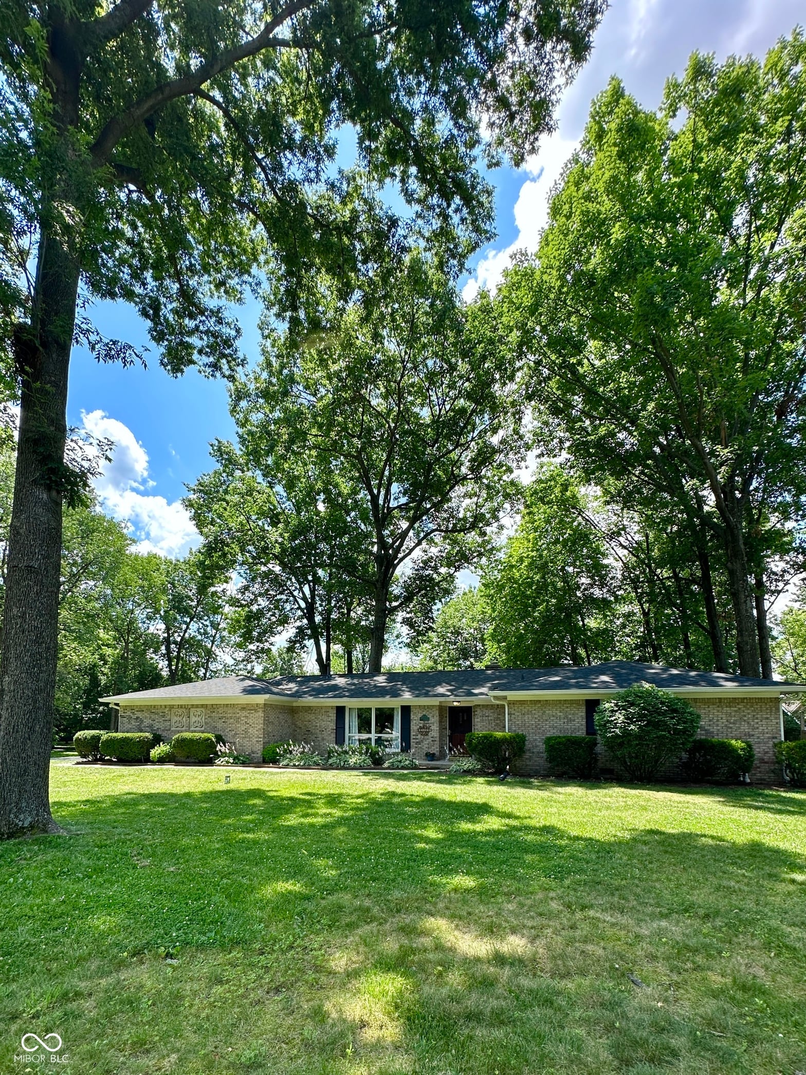 Front exterior at 3241 Annally Drive, Carmel, IN