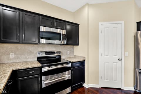 Photo of 14095 Northcoat Place, Fishers, IN