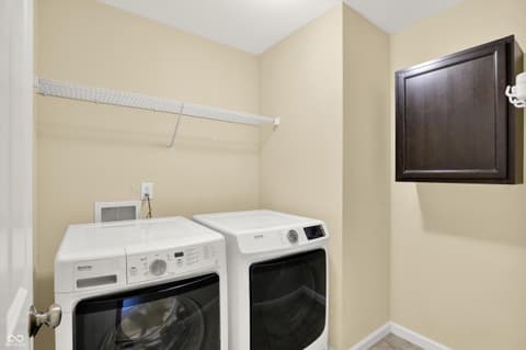 Photo of 14095 Northcoat Place, Fishers, IN