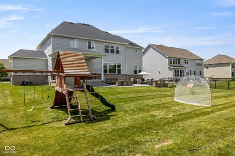 Photo of 2566 Maple Creek Drive, Westfield, IN