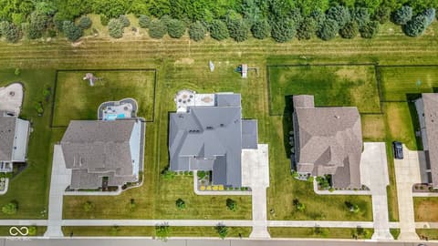 Photo of 2566 Maple Creek Drive, Westfield, IN