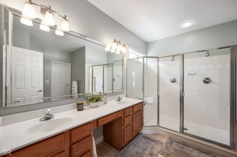 Primary bathroom at 10931 Hidden Hollow Court, Fishers, IN