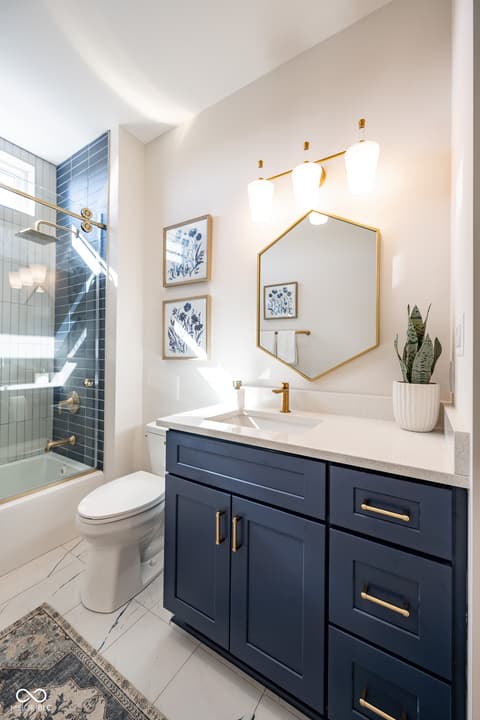 Primary bathroom at 14565 Bedford Falls Drive, Carmel, IN