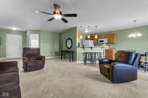 Living room at 7263 Blue Ridge Drive, Noblesville, IN