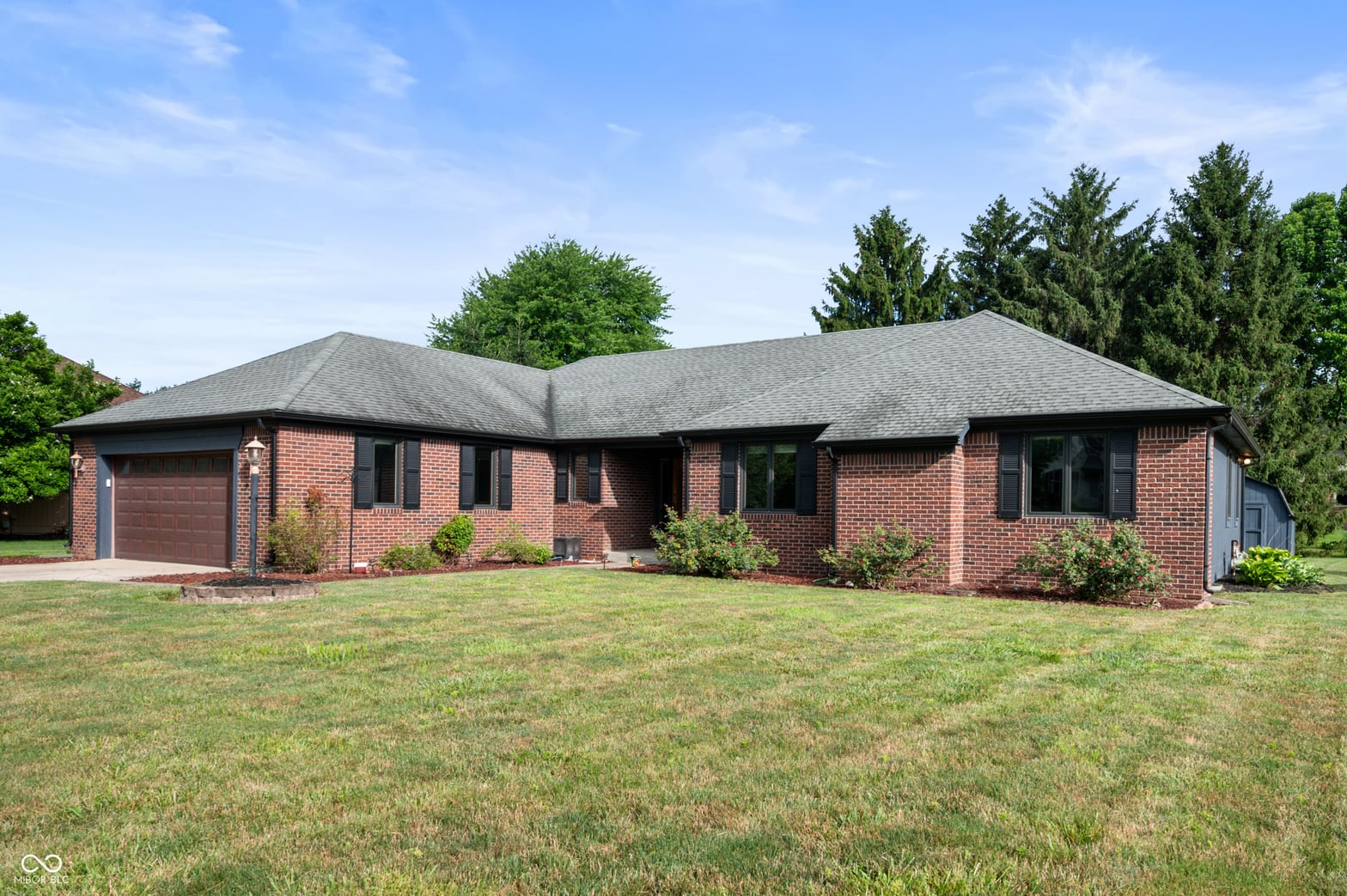 Photo of 180 Wellington Parkway, Noblesville, IN