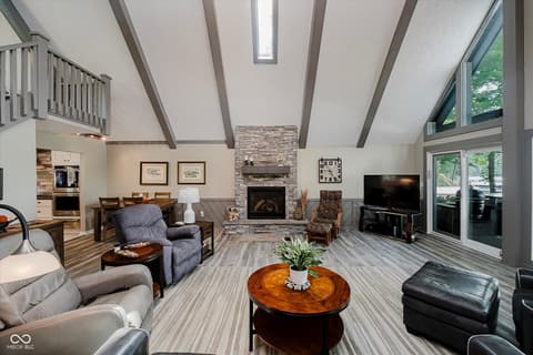 Photo of 2450 Hawthorn Place, Noblesville, IN