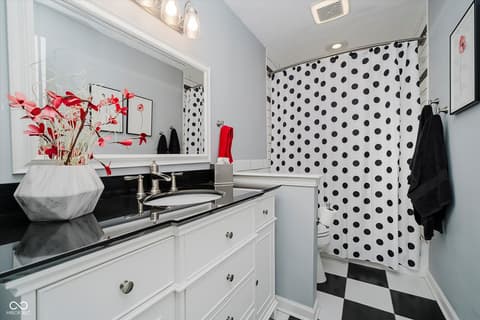 Photo of 2450 Hawthorn Place, Noblesville, IN