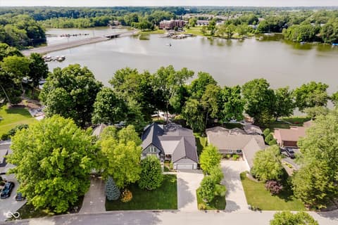 Photo of 2450 Hawthorn Place, Noblesville, IN