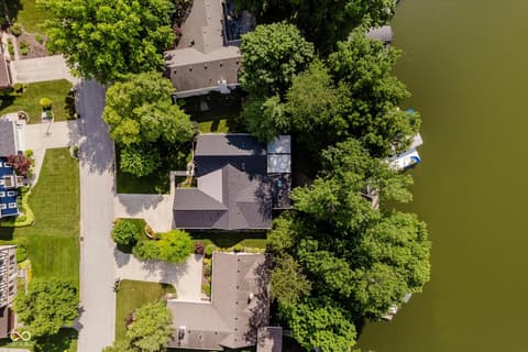 Photo of 2450 Hawthorn Place, Noblesville, IN