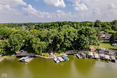 Photo of 2450 Hawthorn Place, Noblesville, IN