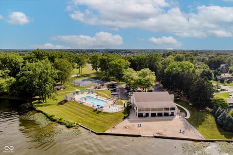 Photo of 2450 Hawthorn Place, Noblesville, IN
