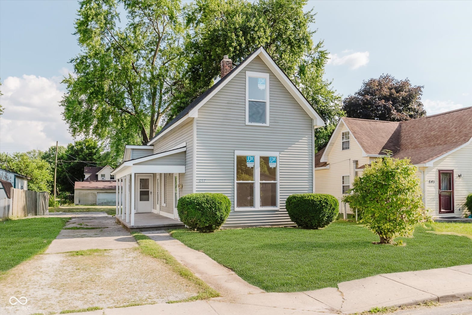 Front exterior at 657 Plum Street, Noblesville, IN