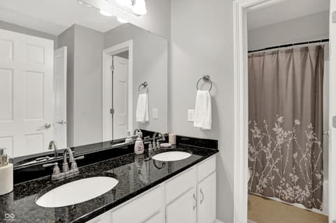 Photo of 2882 Stoneridge Court, Carmel, IN