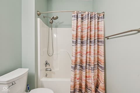 Photo of 1195 Ganton Drive, Avon, IN