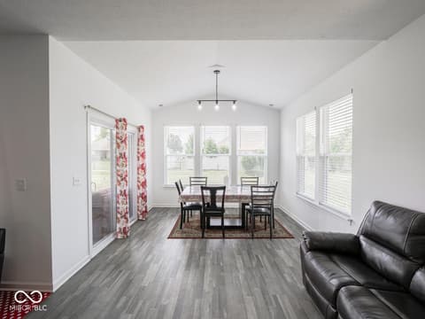 Dining room at 7241 Glen Park Lane, Indianapolis, IN