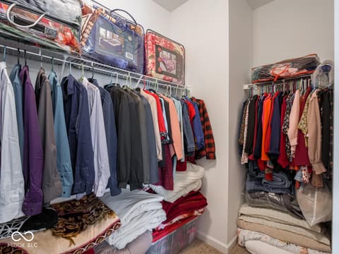 Walk In Closets — 7241 Glen Park Lane, Indianapolis, IN