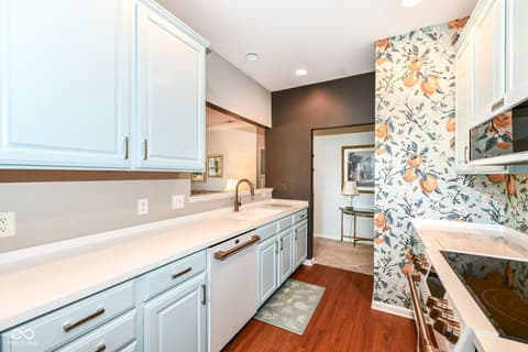 Photo of 10395 Muir Lane, Fishers, IN