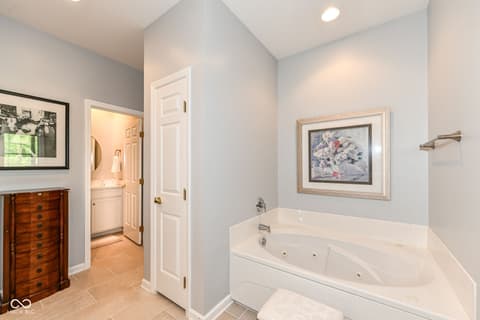Photo of 10395 Muir Lane, Fishers, IN