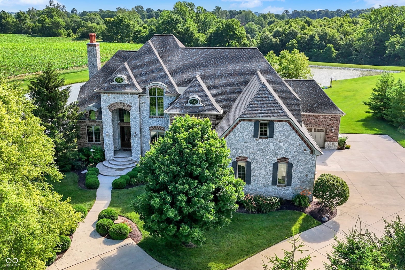 Front exterior at 523 S 700 E, Whitestown, IN