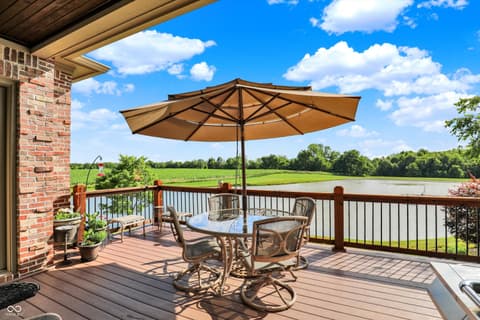 Outdoor living area at 523 S 700 E, Whitestown, IN