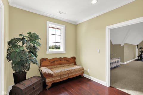Sitting Room — 523 S 700 E, Whitestown, IN