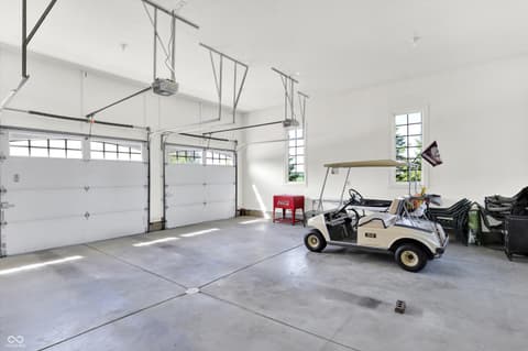 Garage at 523 S 700 E, Whitestown, IN
