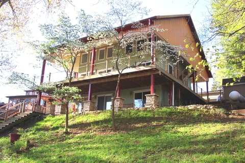 Photo of 7437 Center Lake Road, Nineveh, IN