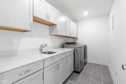Laundry room at 1438 Chatham Hills Boulevard, Westfield, IN