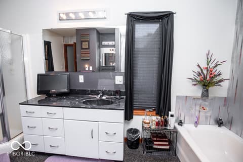 Bathroom at 1000 E County Road 55 S, North Vernon, IN