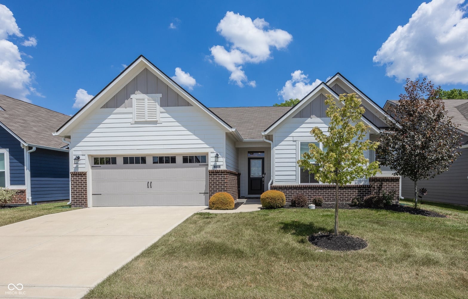 Photo of 20141 Willenhall Way, Westfield, IN