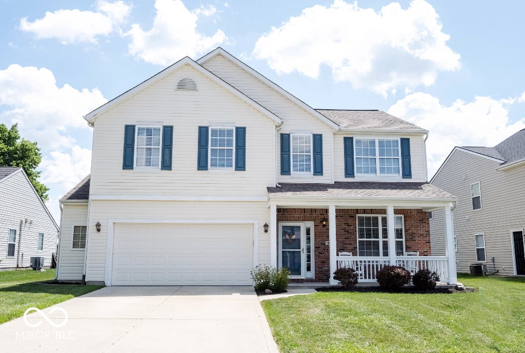 Front exterior at 18864 Planer Drive, Noblesville, IN