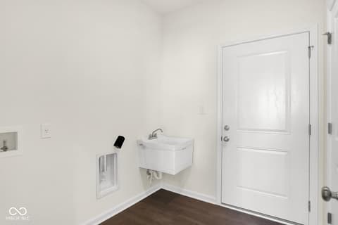 Laundry room at 2065 Frost Line Lane, Greenfield, IN