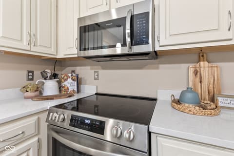 Photo of 7339 Brittany Way, Fishers, IN