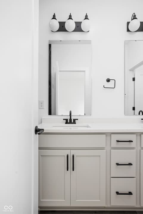 Primary bathroom at 1313 Colere Place, Indianapolis, IN
