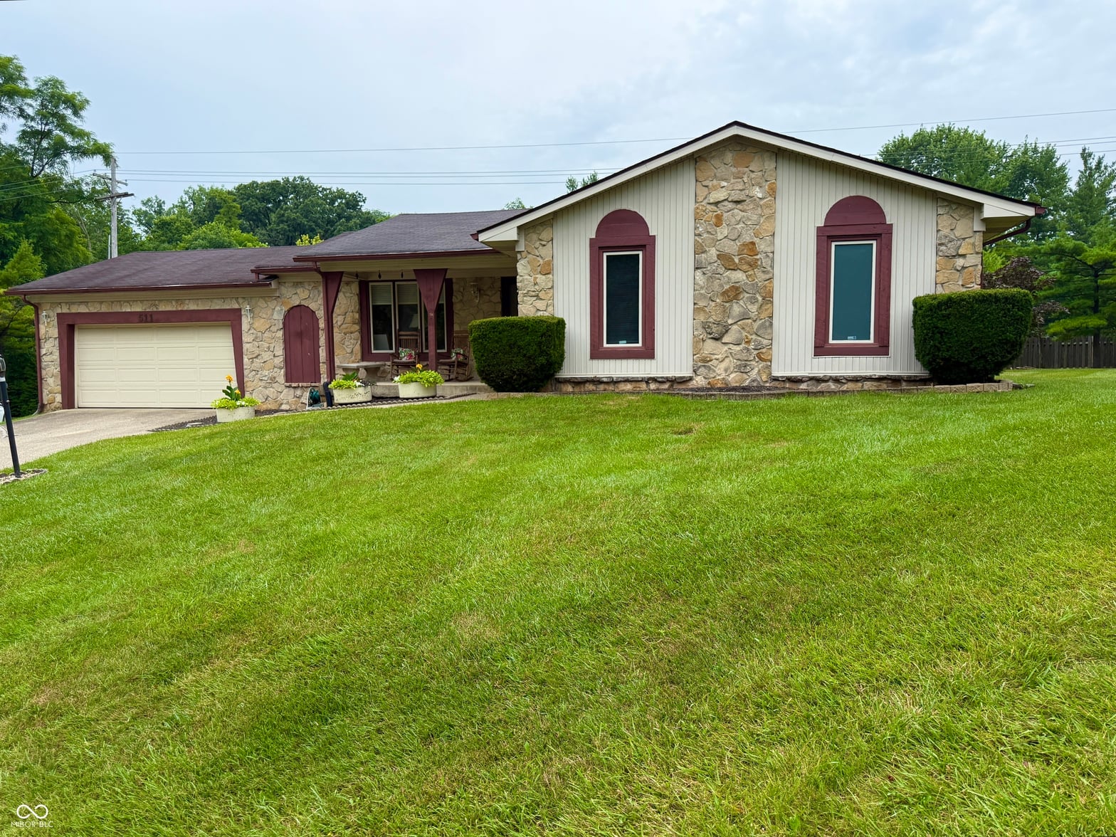 Photo of 511 Canterbury Court, Noblesville, IN