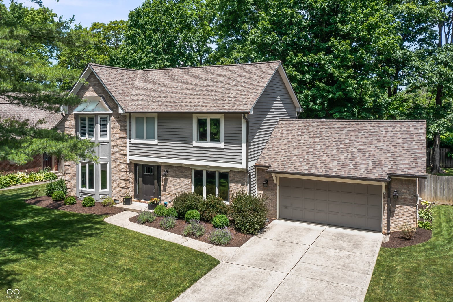 Photo of 1718 Timber Heights Drive, Carmel, IN