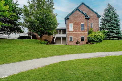 Photo of 7178 Lockford Walk N, Avon, IN