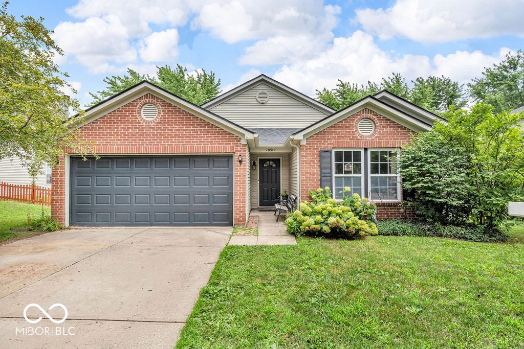 Front exterior at 19512 Windwood Parkway, Noblesville, IN