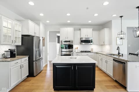Photo of 13034 Blalock Drive, Fishers, IN