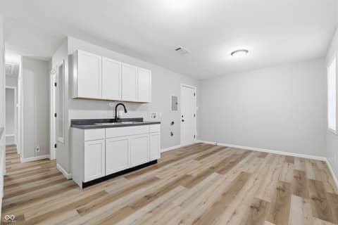 Photo of 1654 E Bradbury Avenue, Indianapolis, IN