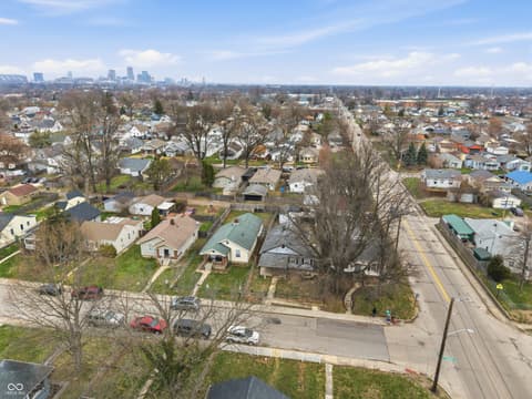 Photo of 1654 E Bradbury Avenue, Indianapolis, IN