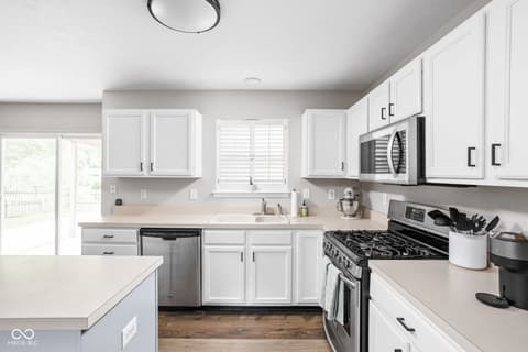 Photo of 14184 Dickinson Court, Fishers, IN