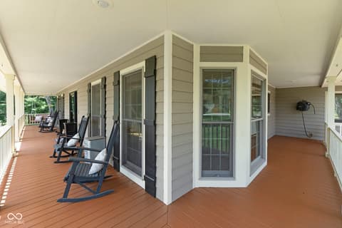 Outdoor living area at 4680 S 1000 W, Rensselaer, IN