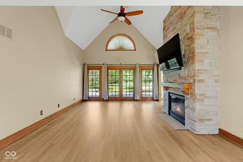 Living room at 4680 S 1000 W, Rensselaer, IN