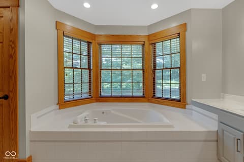 Bathroom at 4680 S 1000 W, Rensselaer, IN
