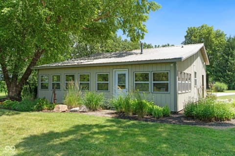 Front exterior at 4680 S 1000 W, Rensselaer, IN